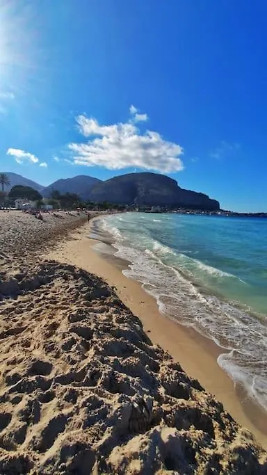 Apartment By The Sea Mondello Beach باليرمو