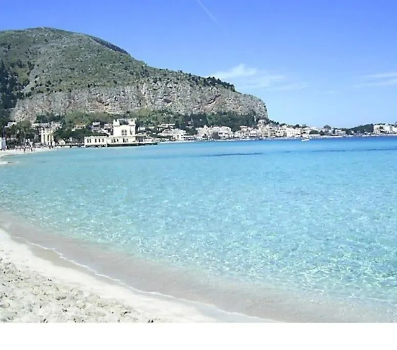 Apartment By The Sea Mondello Beach Palermo Italien