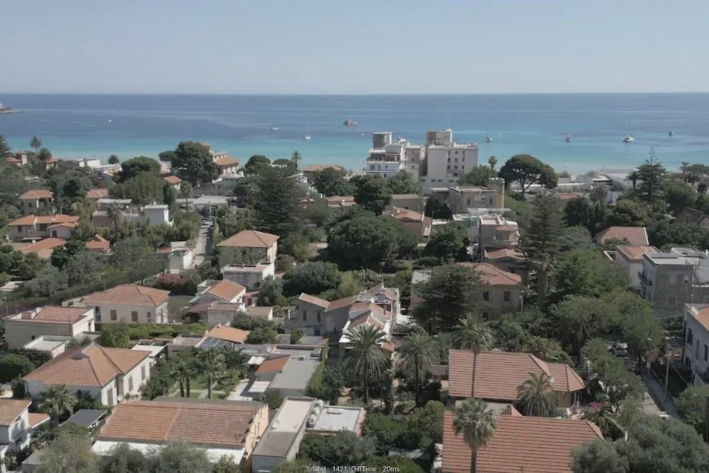 Apartment By The Sea Mondello Beach Palermo Italien